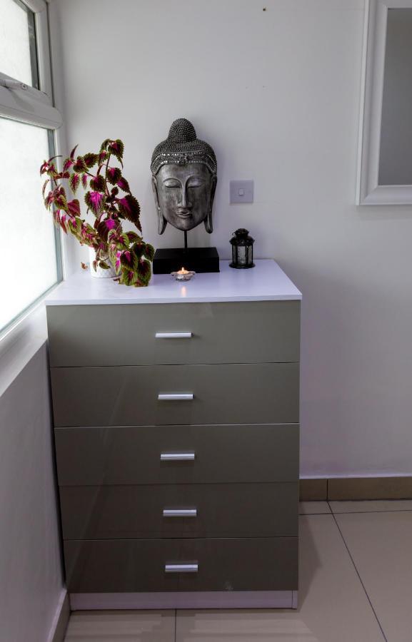 Comfortable Stays - Shirley, Solihull Exteriör bild