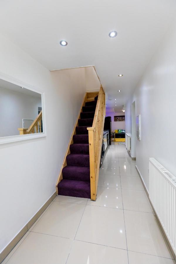 Comfortable Stays - Shirley, Solihull Exteriör bild